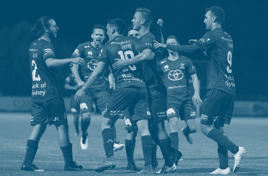 blueandwhiteviews.com